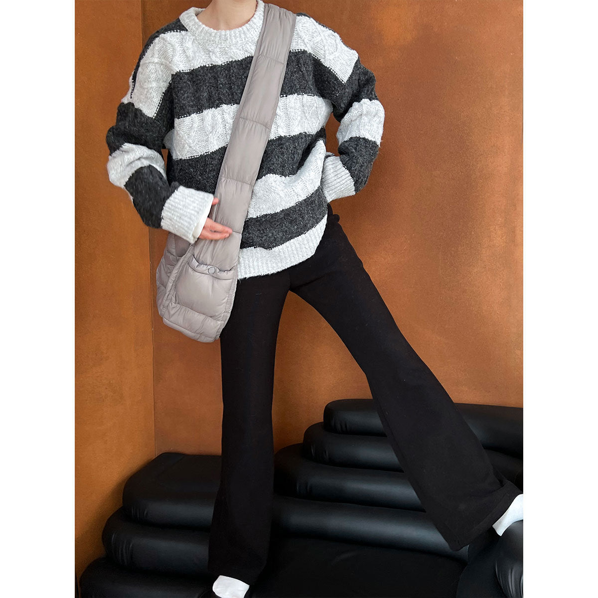 Korean style minimalist fleece-lined thickened versatile micro-flare casual pants - women's new loose-fit floor-length trousers
