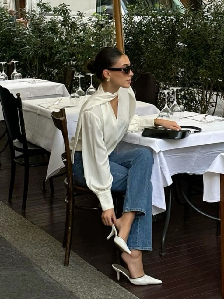 Fashion Deep V Ribbon Loose Shirt Commuter Hottie Sexy Shirt Top Female