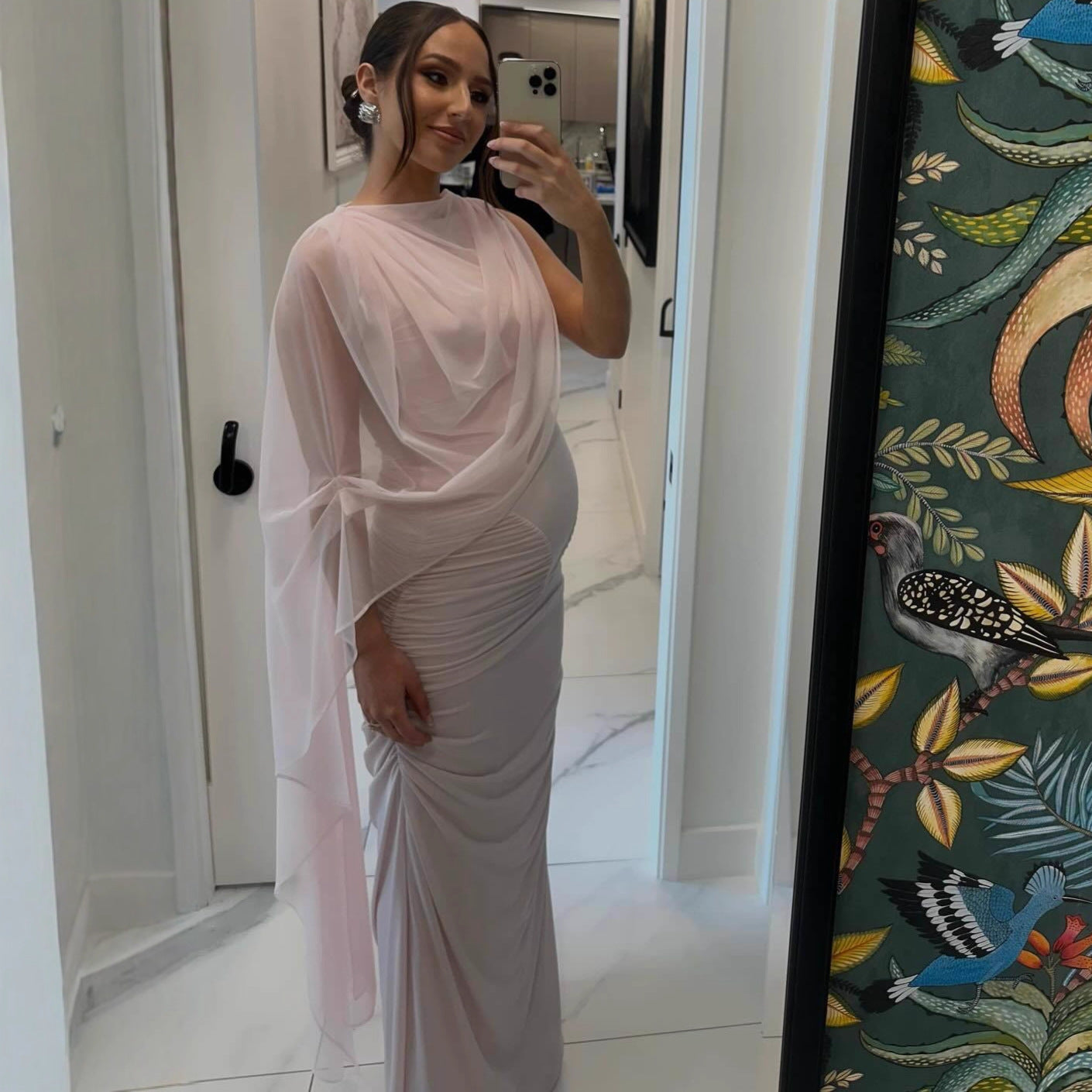 New fashion shawl pleated gauze hip skirt slim fit sexy European and American dress
