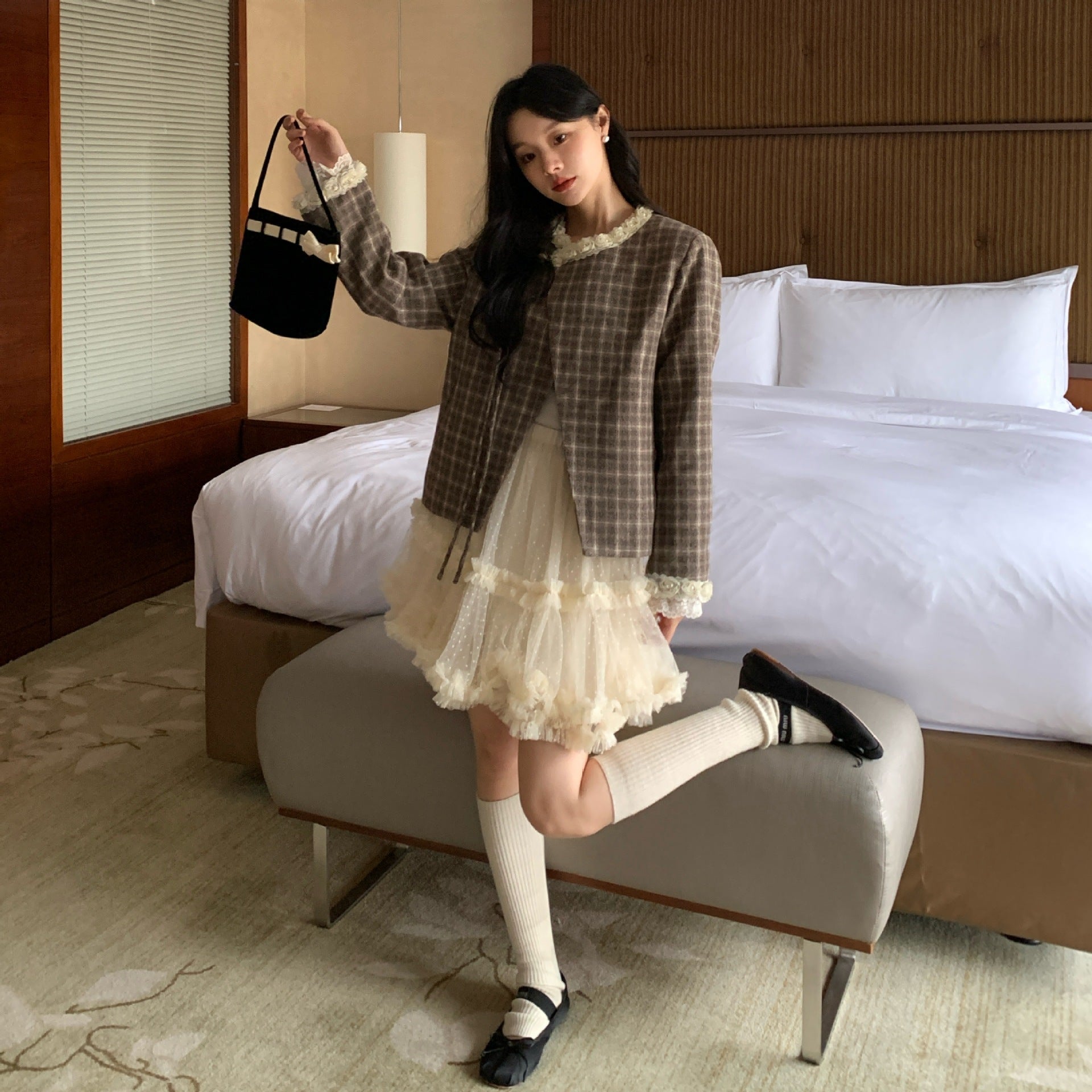 Mori checked lace irregular diagonal neck lace-up jacket