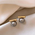 Niche design gray pearl stud earrings retro temperament high-end earrings 2023 popular earrings
