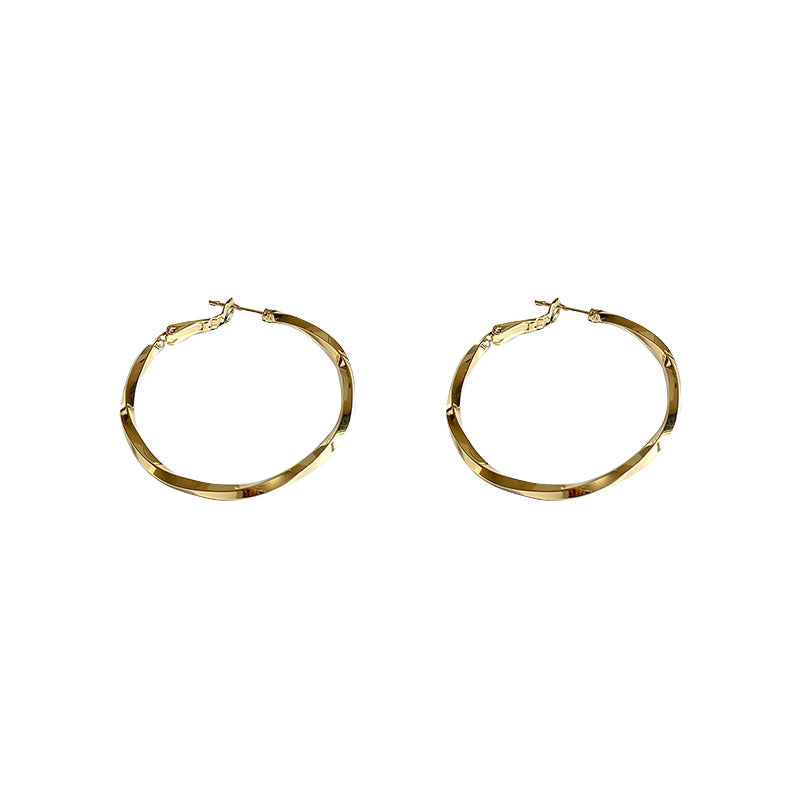 Circle earrings New trendy girl niche design earrings Korean temperament high-end light luxury jewelry