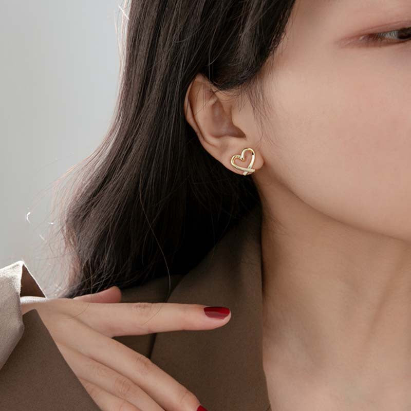 Daily commuting versatile love ear clips women can wear without pierced ears, no need to take off earrings when sleeping, temperament peach heart earrings