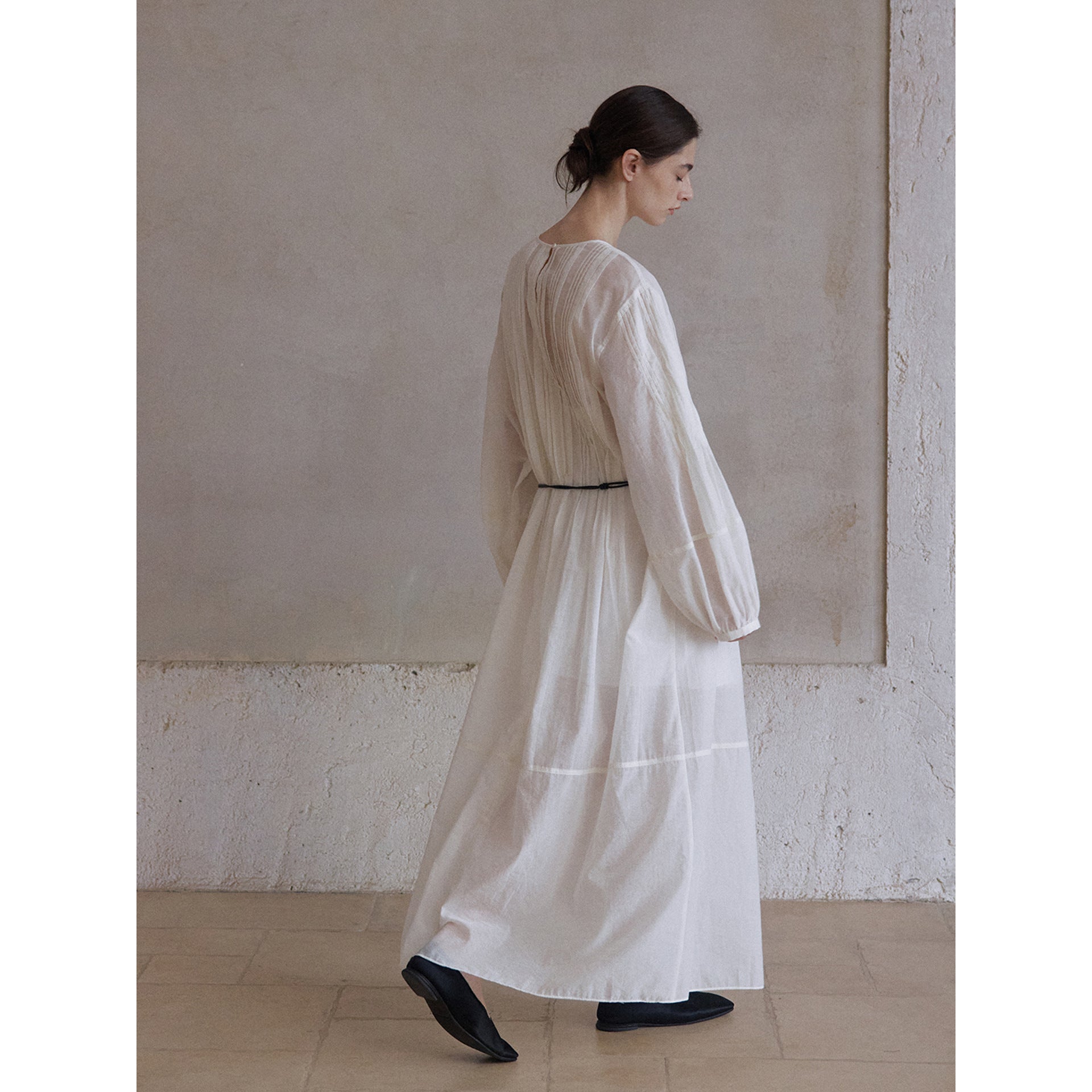 Autumn new round neck perspective see-through cable rear mid-split slightly shoulder-drop dress