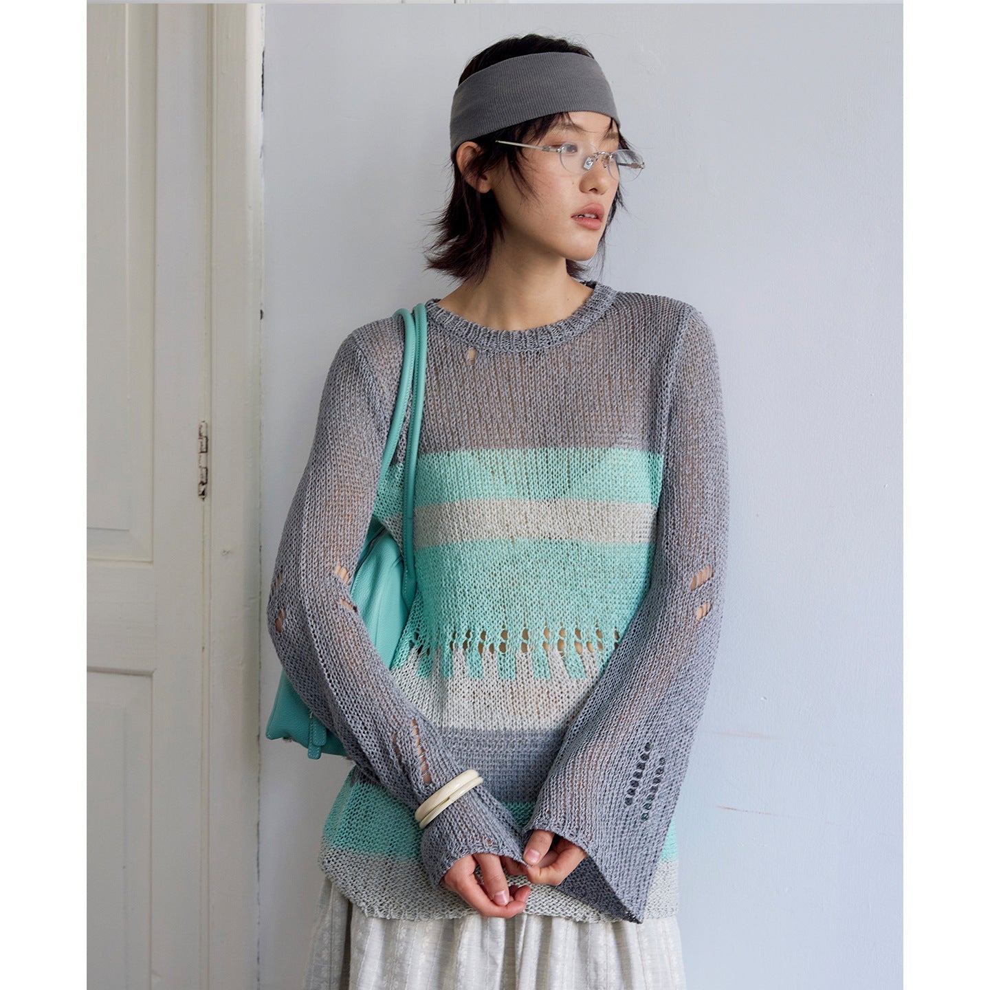 Contrasting color hollow sunscreen knitted sweater literary loose stacking top