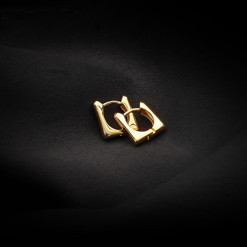 Simple and cold wind geometric earrings niche design high sense fashion small K gold ear buckle stud earrings jewelry