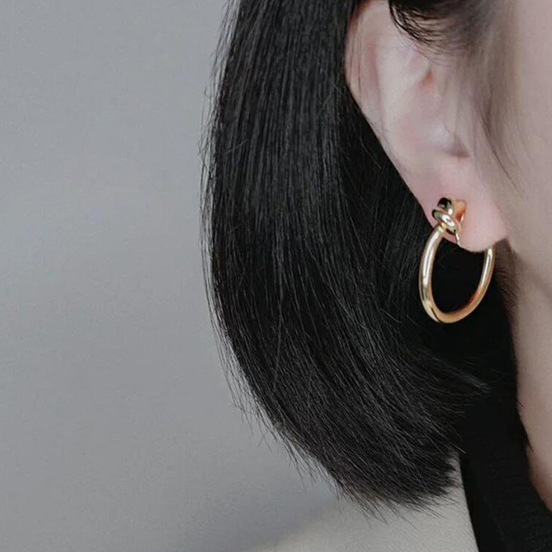 Cold wind knotted large circle without ear holes, mosquito coil disc, ear clips, silver needle, round earrings, Hong Kong style femininity niche earrings