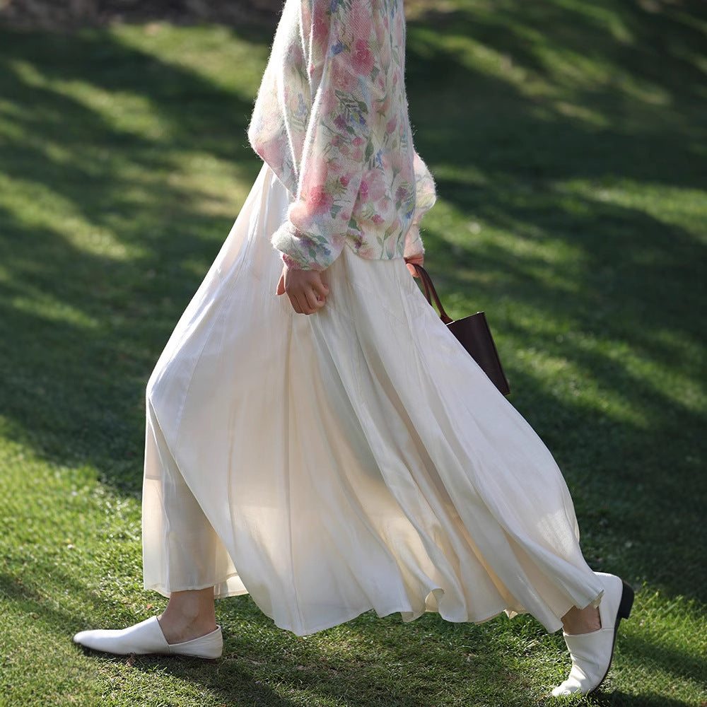 The skirt of the skirt fairy is soft and elegant, and the umbrella skirt is elastic waist in spring and summer.