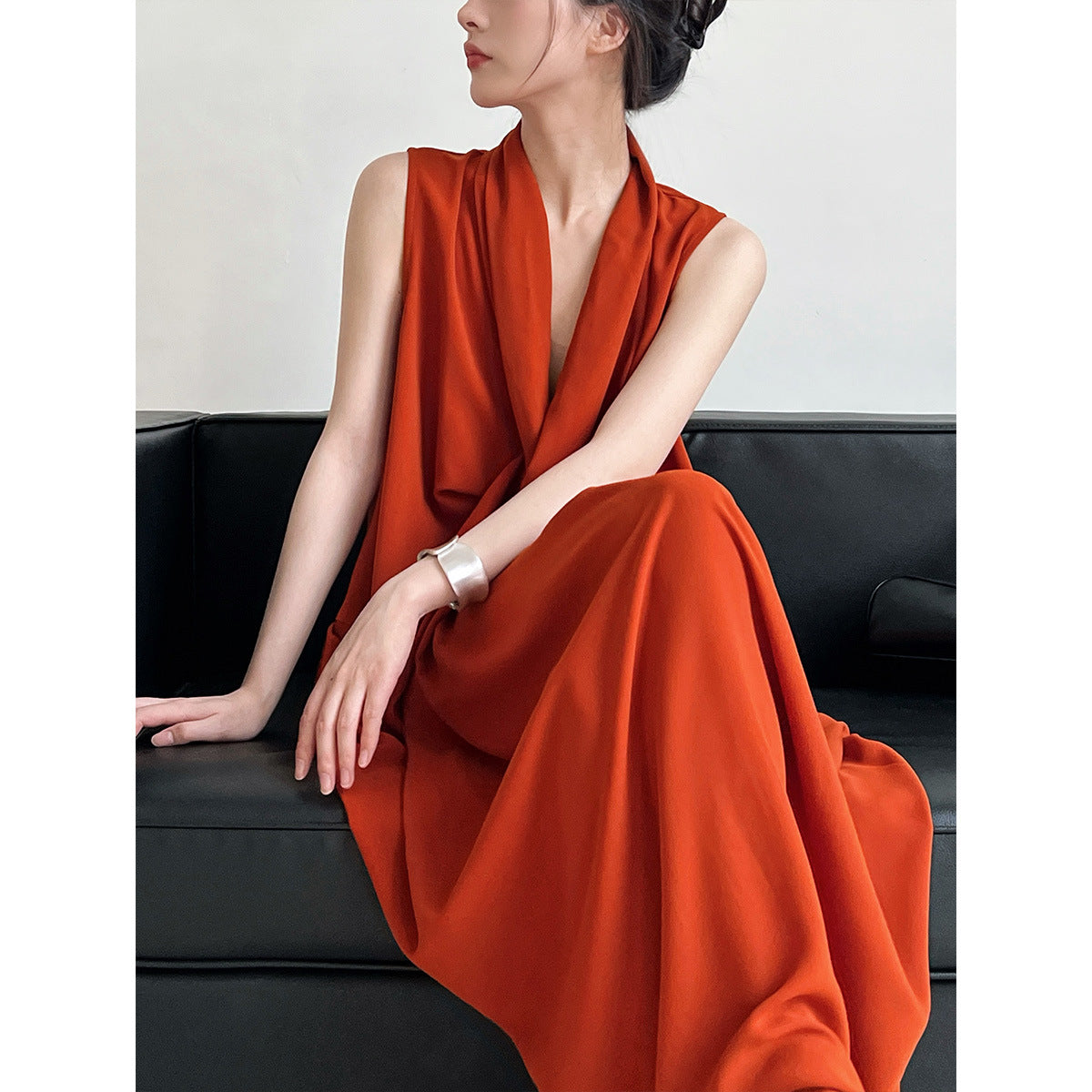 Temperament V-neck sleeveless kink waist dress women's thin irregular high-end long skirt