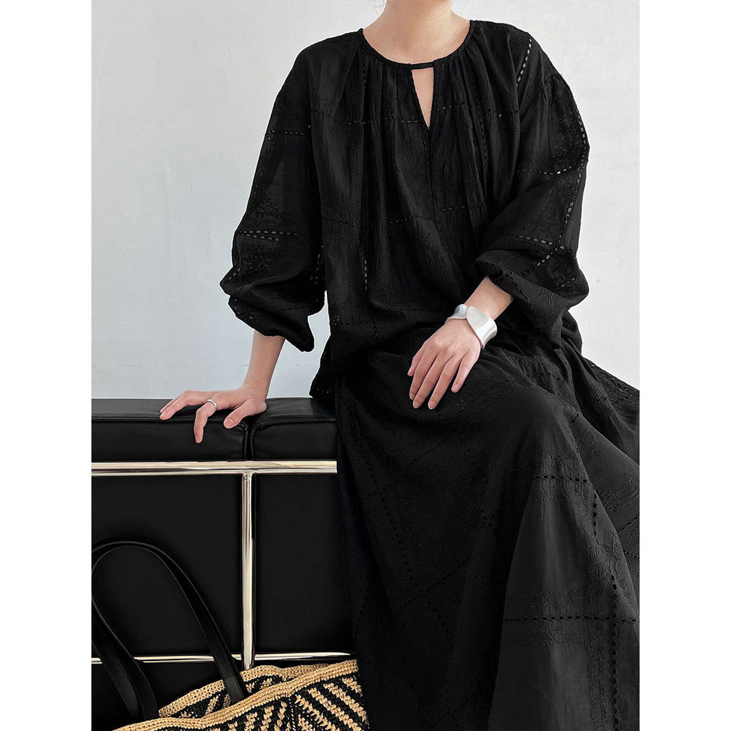 Premium temperament hollow lace embroidered top + skirt