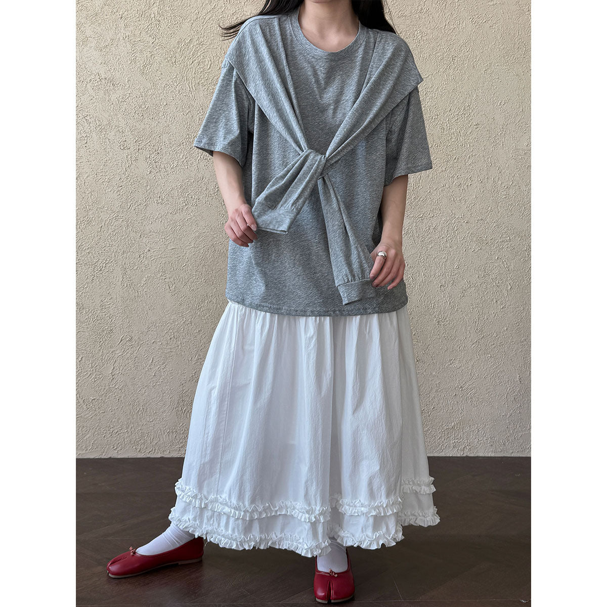 Korean simple fashion shawl fake two-piece T-shirt women's spring and summer new products age-reducing stacked short-sleeved top