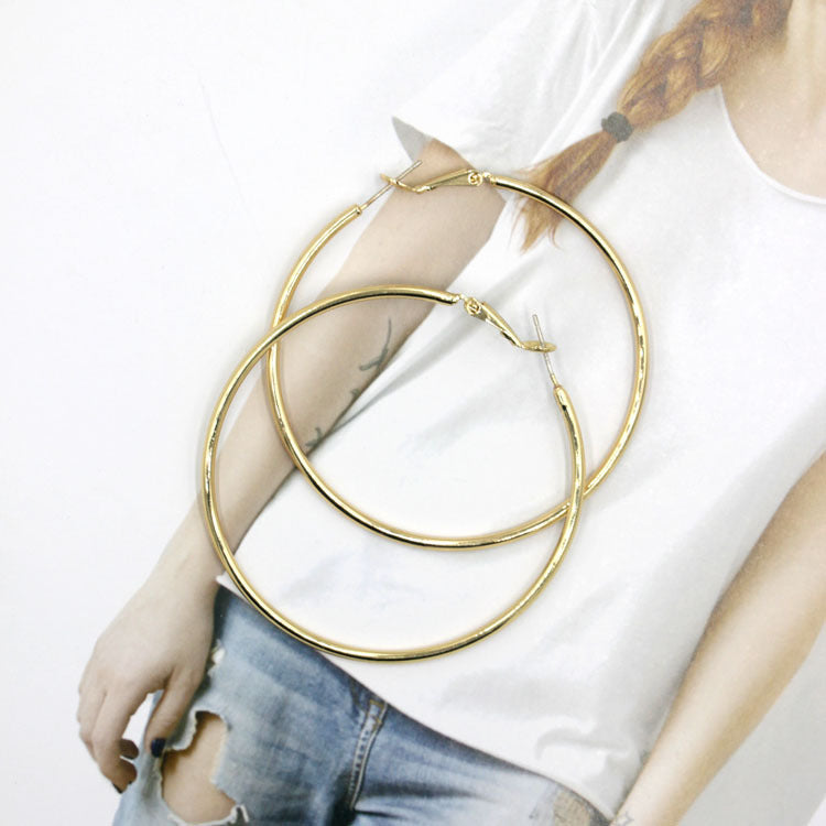 French Metal Circle Earrings Earrings New Women's Douyin Explosive Plain Circle Unique Temperament Earrings