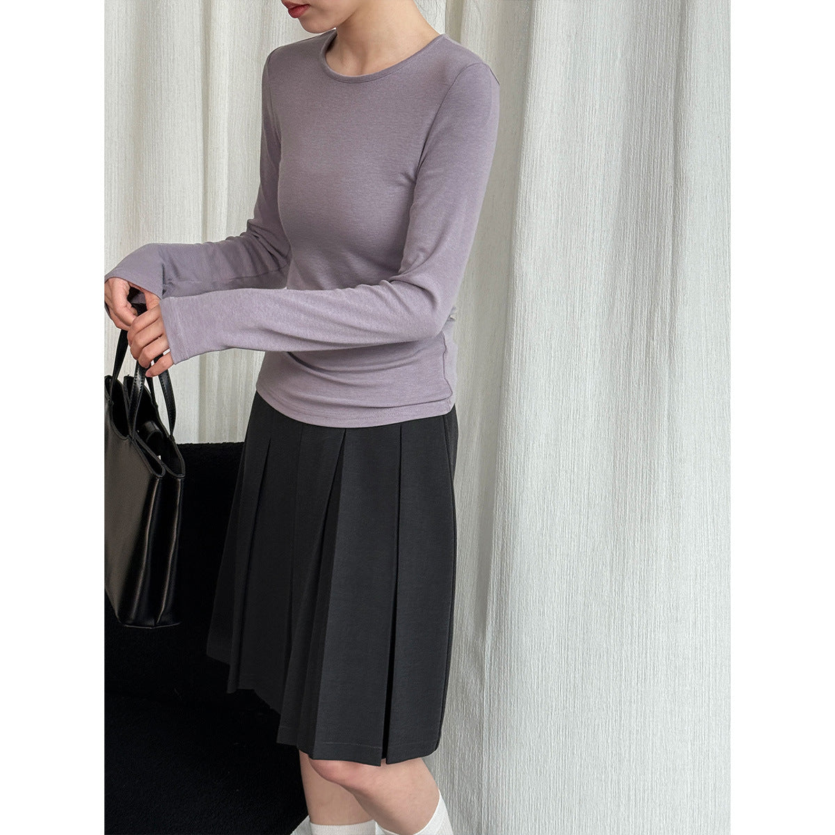 Basic solid color simple front shoulder versatile slim-fitting bottoming shirt women's early spring new stacked wear T-shirt
