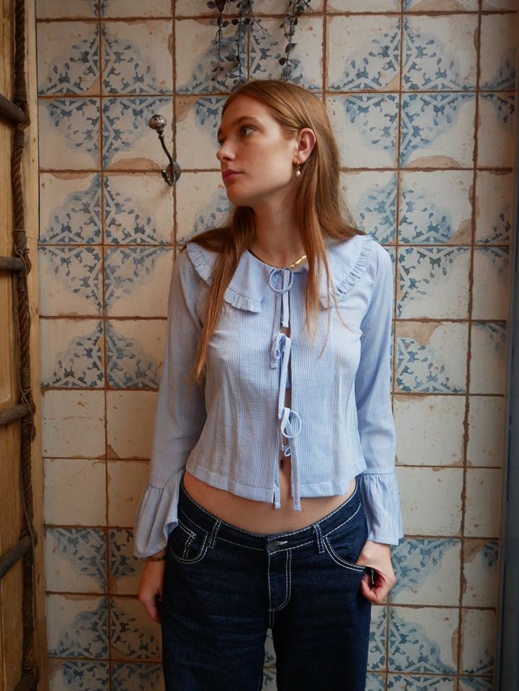 Women's Fashion Sexy Short Slim Shirt Lace-Up Striped Shirt Top Jacket Women