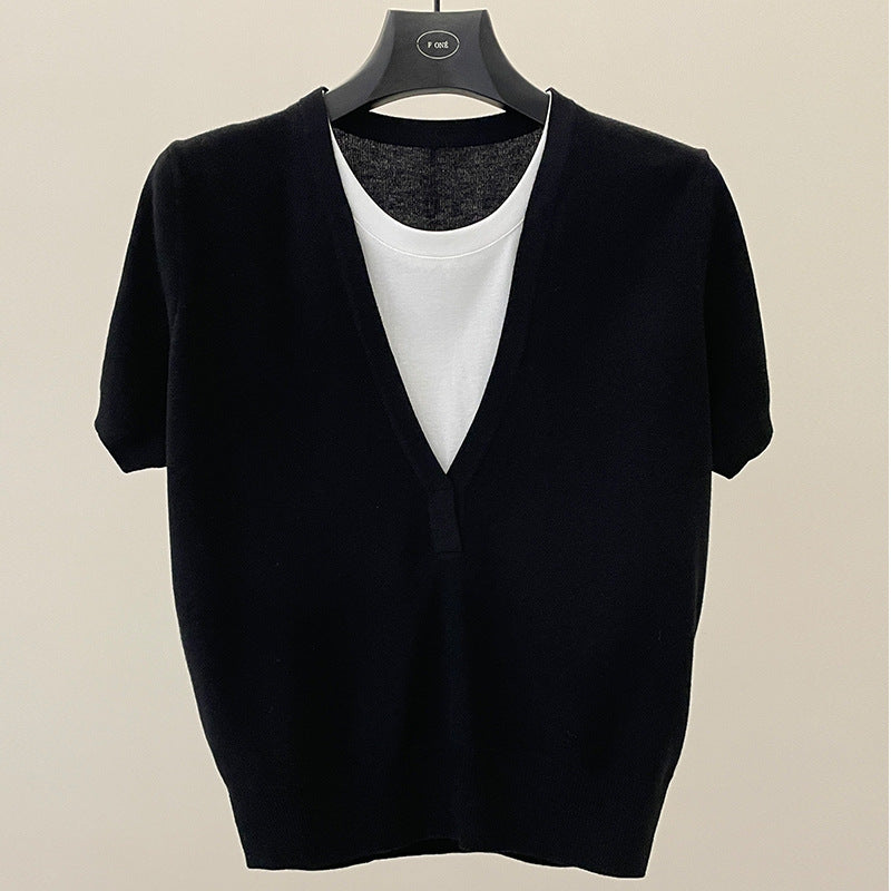 Design sense niche fake two-piece short-sleeved T-shirt spring contrast V-neck knitwear