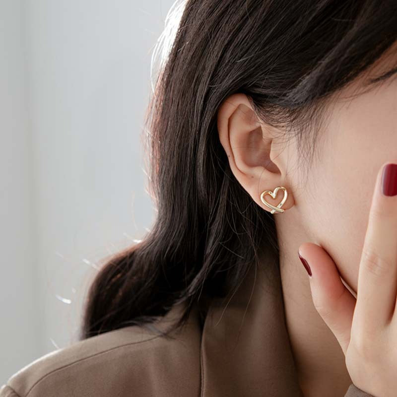 Premium sense metal mosquito coil disc loop earrings French ear clips can be worn without ear piercings, earrings are simple, fashionable and versatile