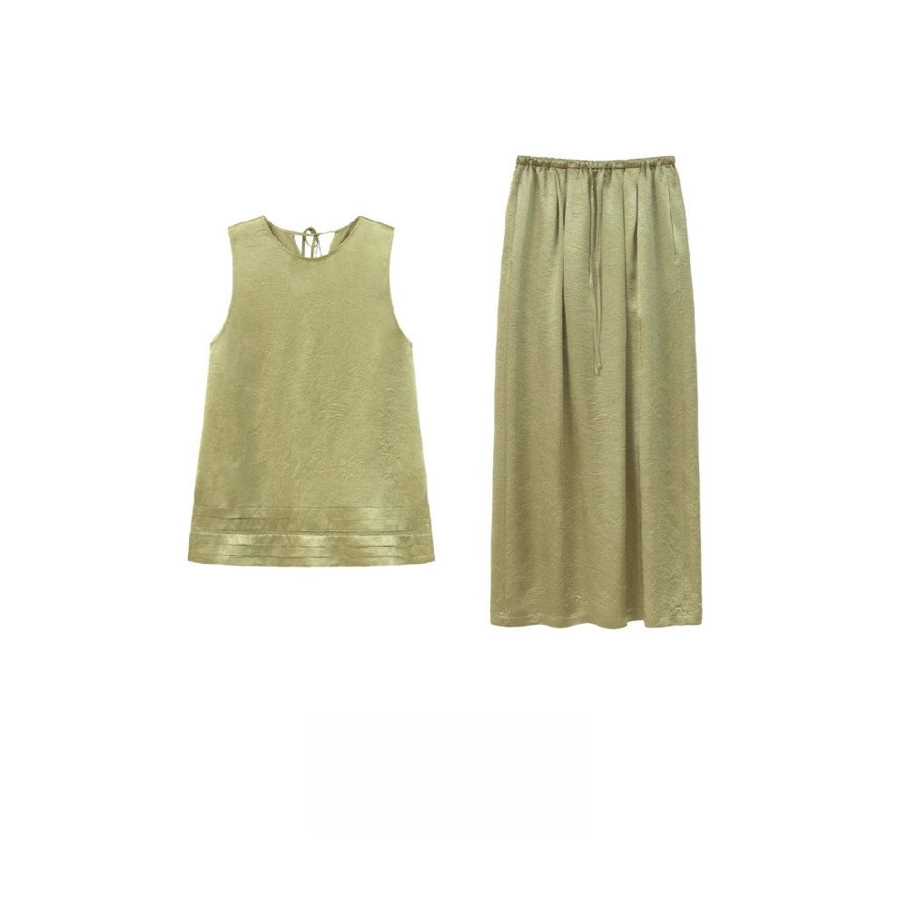 Cool Slightly Wrinkled Satin Flower Grab Slack Striped Crew Neck Sleeveless Top & Elastic High Waist Skirt Set