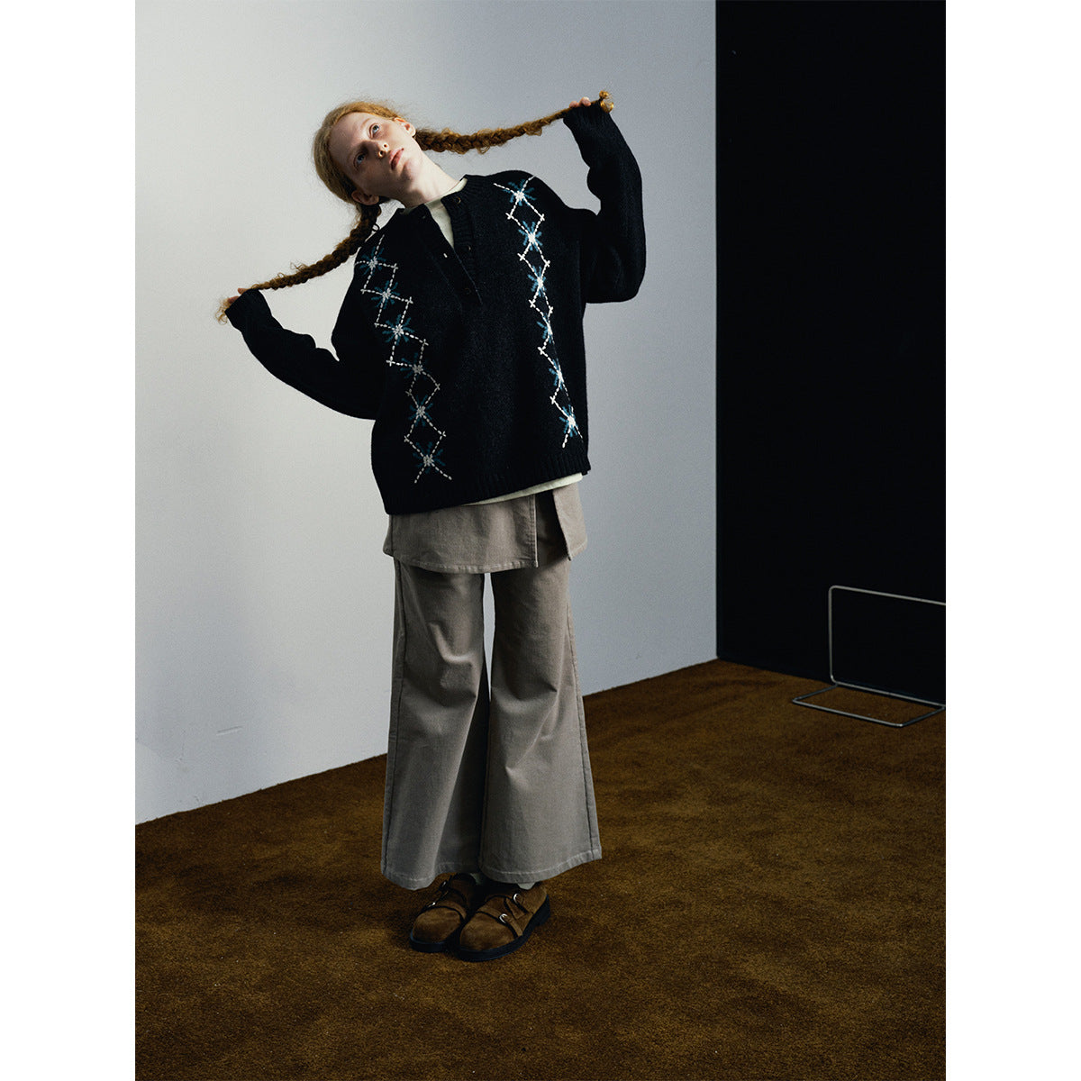 Early spring new casual crew neck hand-embroidered all-wool versatile woolen pullover top