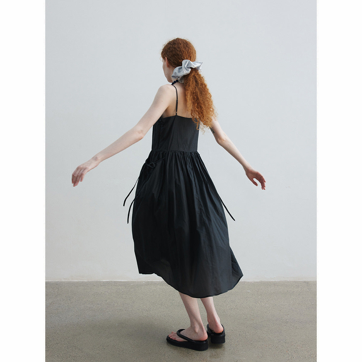 Summer new casual double-root sunscreen light and solid color medium and long suspender dress