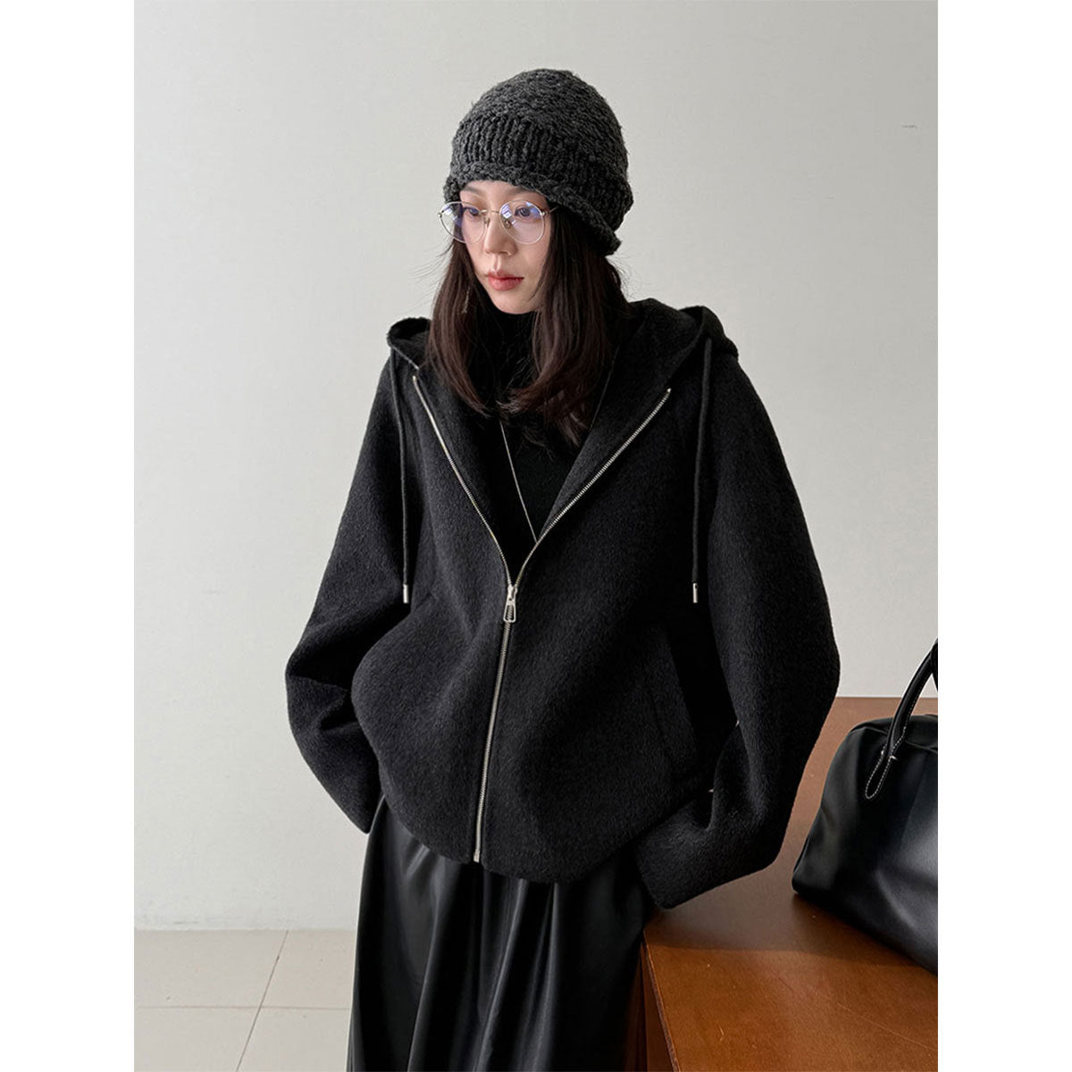 Silhouette autumn and winter knitted hooded wool woolen coat women's new short sweater double-sided woolen coat