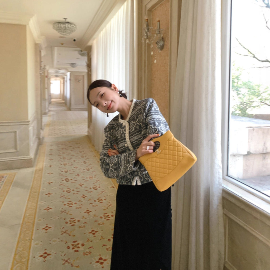 French literary and retro embroidered jacquard short Xiaoxiangfeng jacket