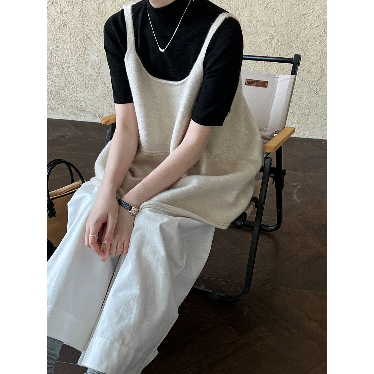 Korean U-neck temperament knitted suspender vest women's autumn new lazy wind sleeveless top
