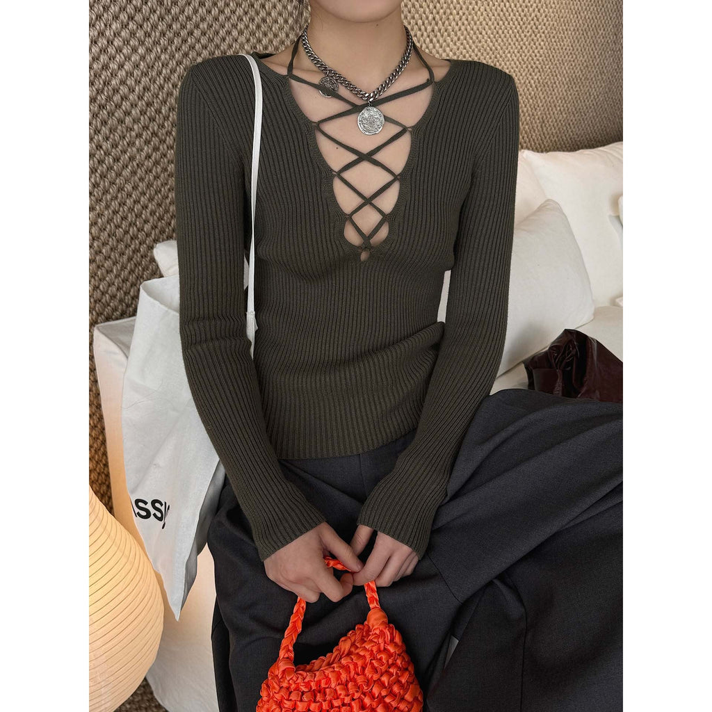 Modern cross-strap V-neck short knitted sweater slim-fitting top