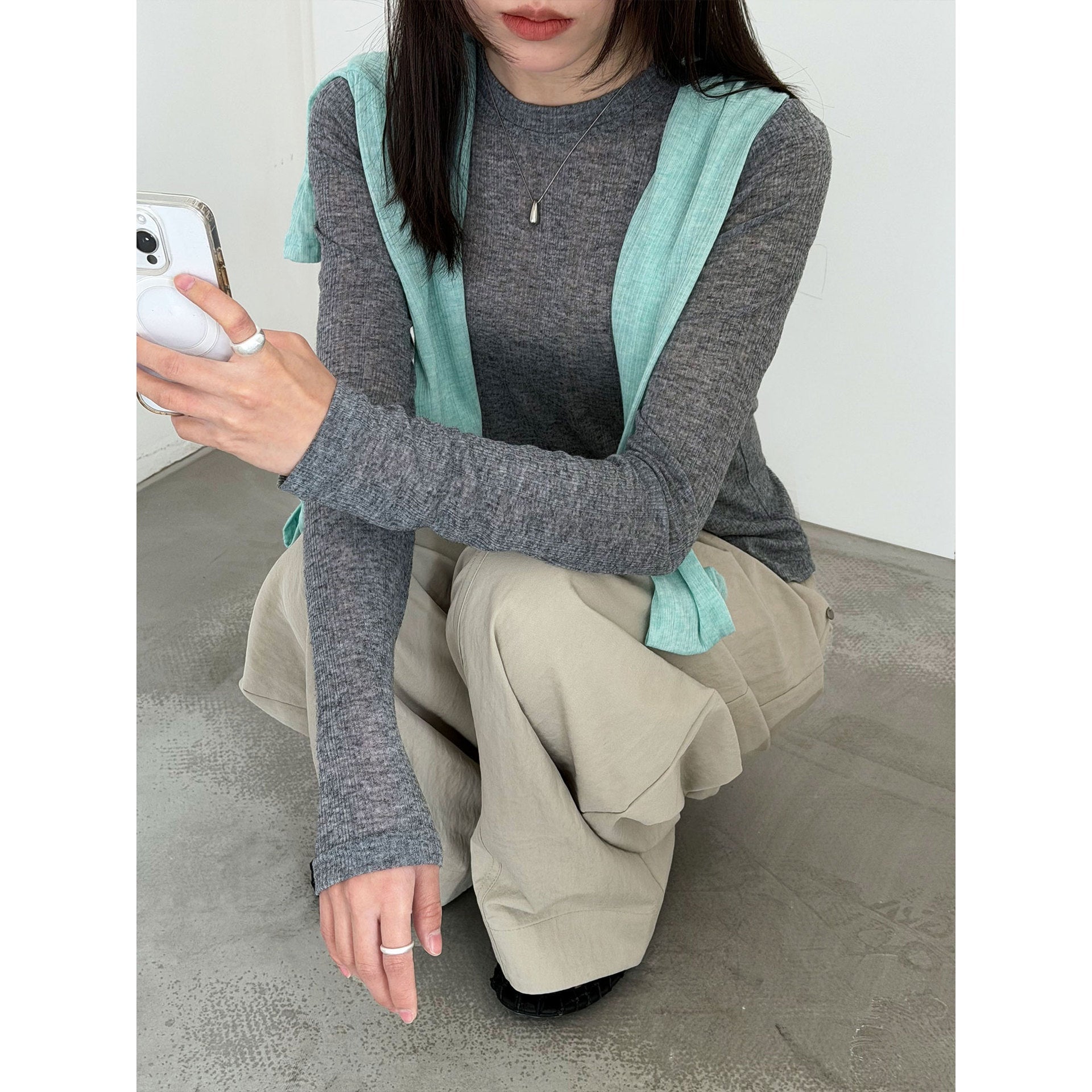 Korean perspective texture versatile bottoming shirt women's spring new commuting long-sleeved T-shirt