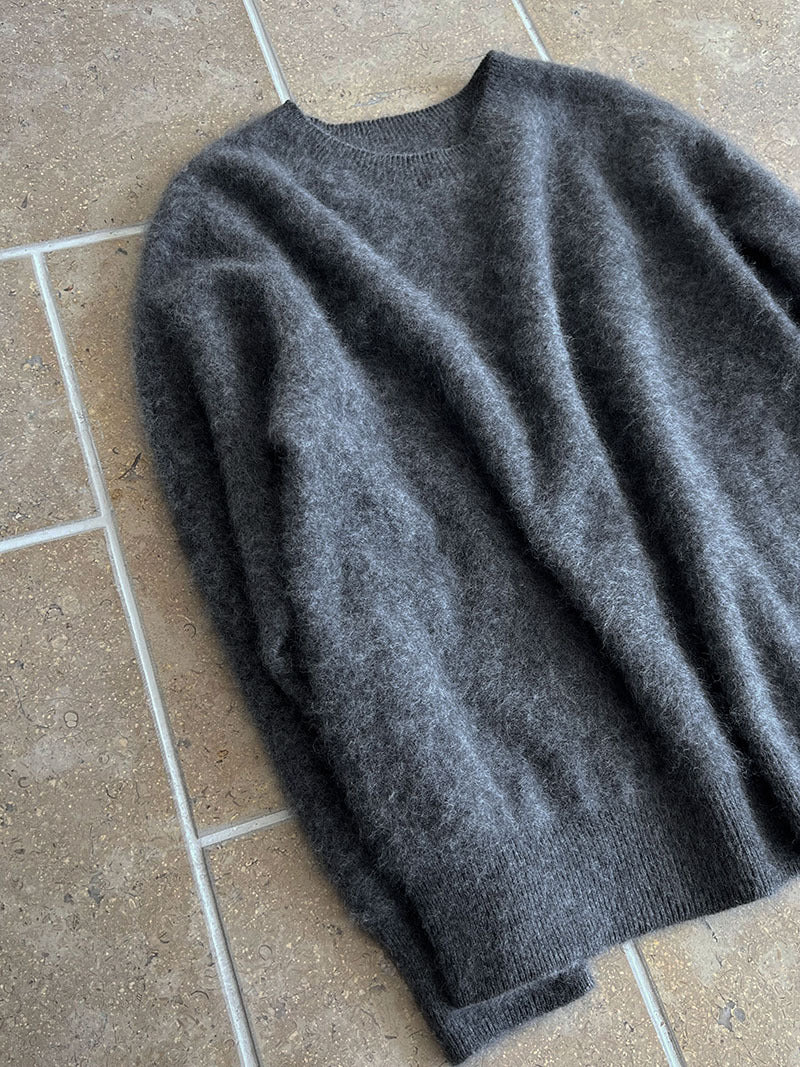 Soft and waxy fluffy crew neck solid color wool sweater women's winter new style with casual lazy top