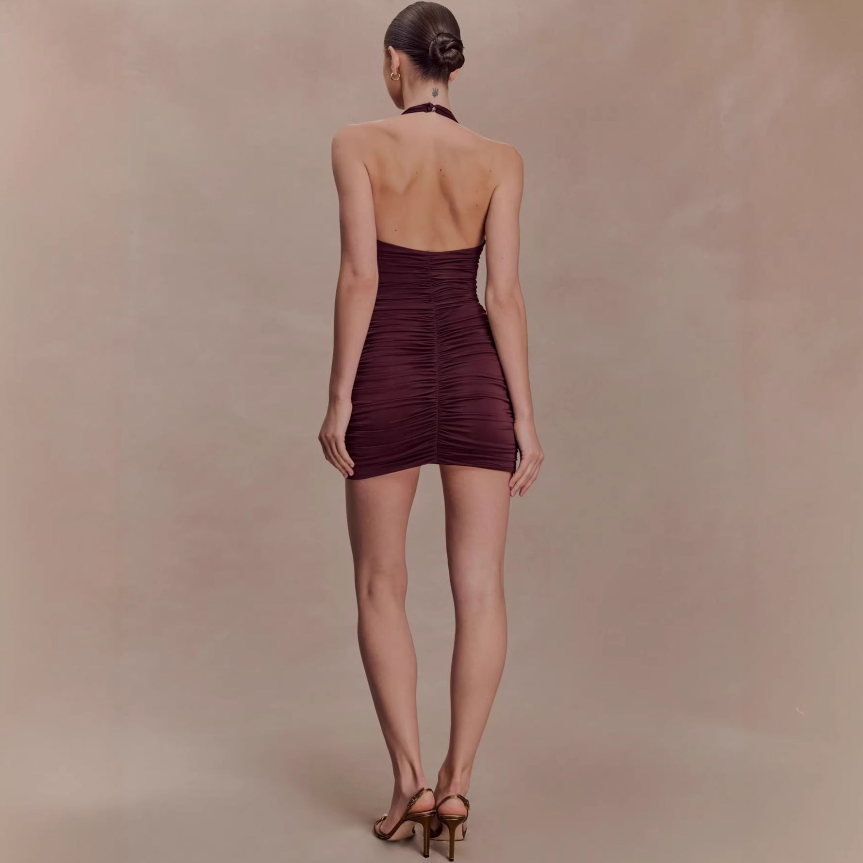 Sexy V-neck slim-fit pleated hip skirt backless European and American neck dress