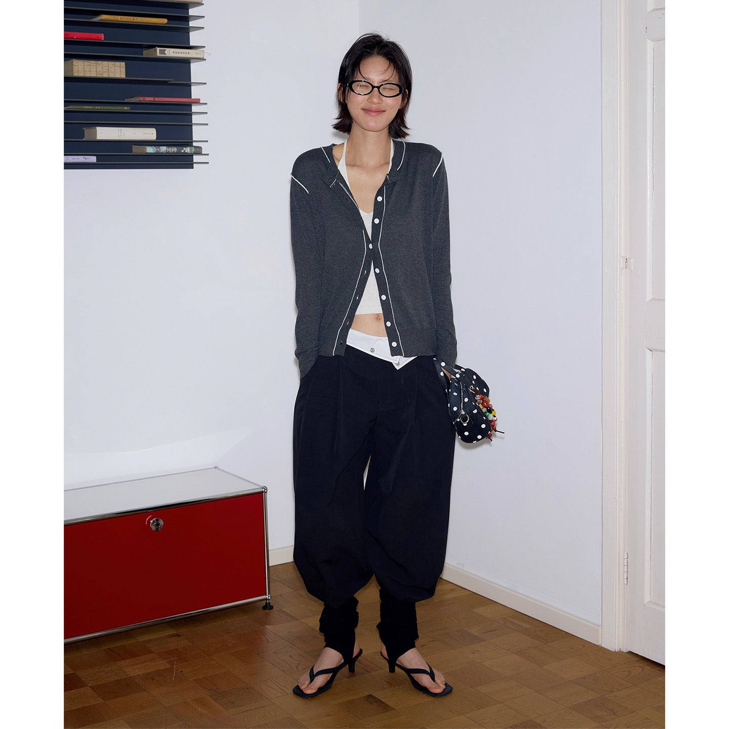 Paper-cuffed wide-leg slacks