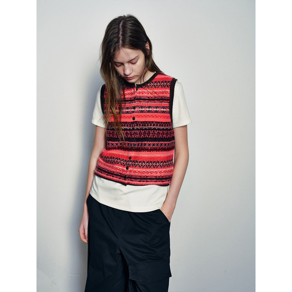 Winter new casual crew neck wool Fair Island floating thread jacquard cardigan vest