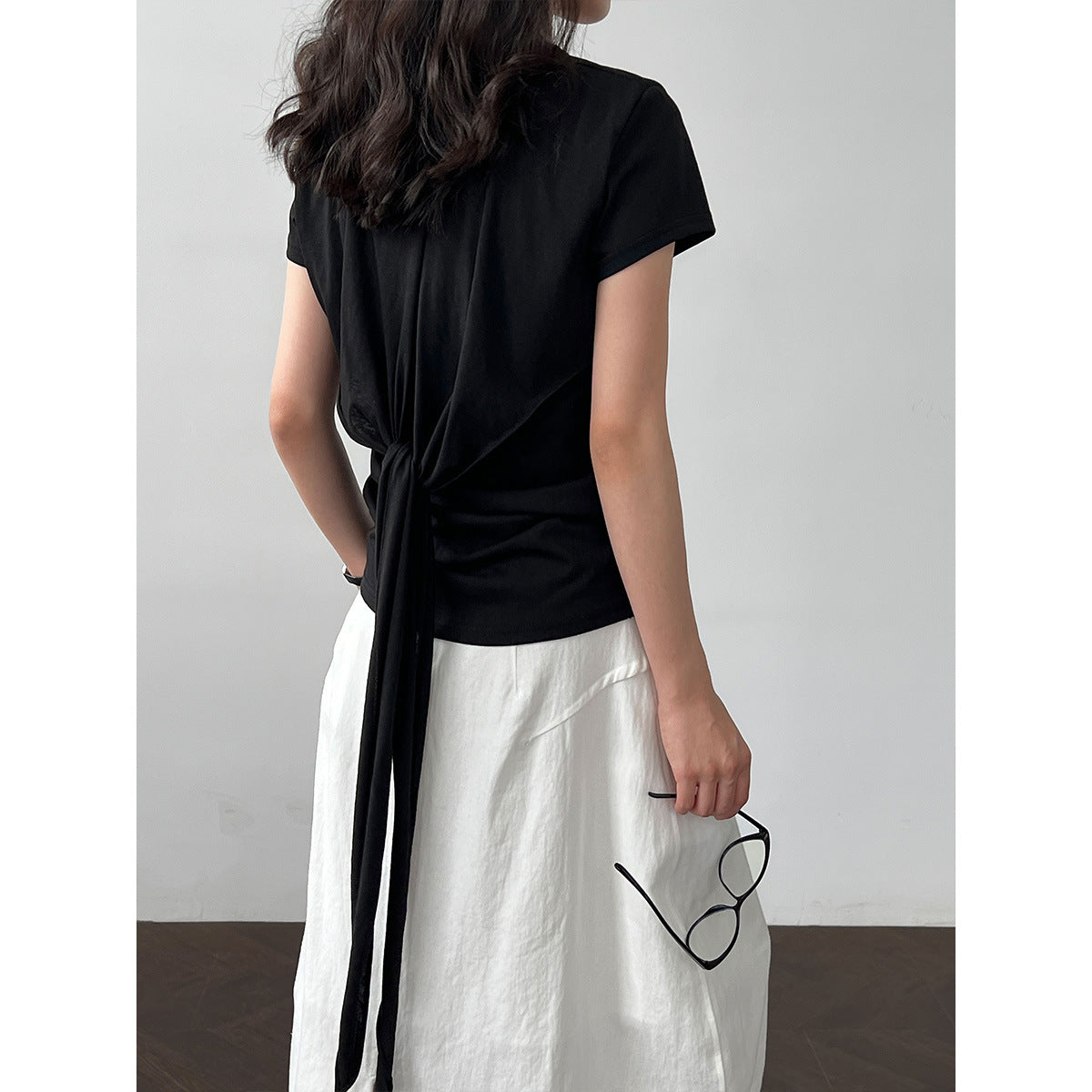 Korean version strap waist T-shirt women's summer new casual round neck versatile short-sleeved front shoulder top