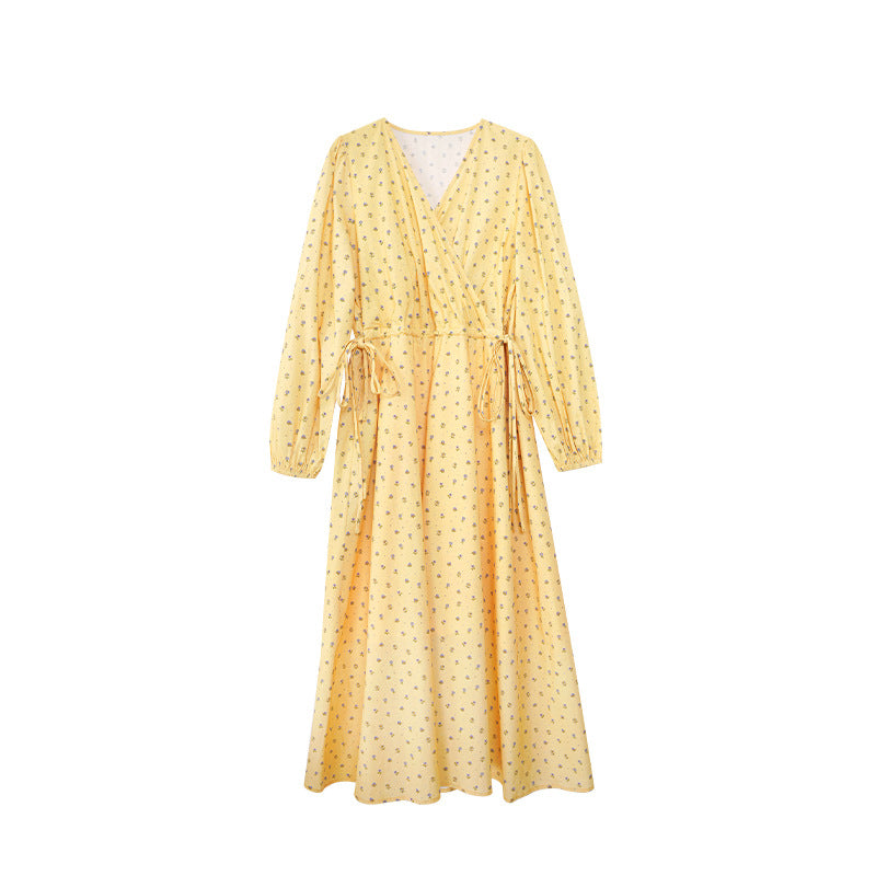 Pastoral temperament waist and thin polka dot dress
