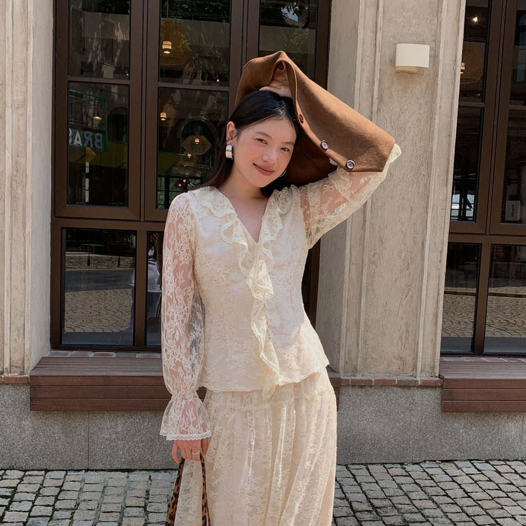 Hollow ruffle edge design embroidered lace shirt