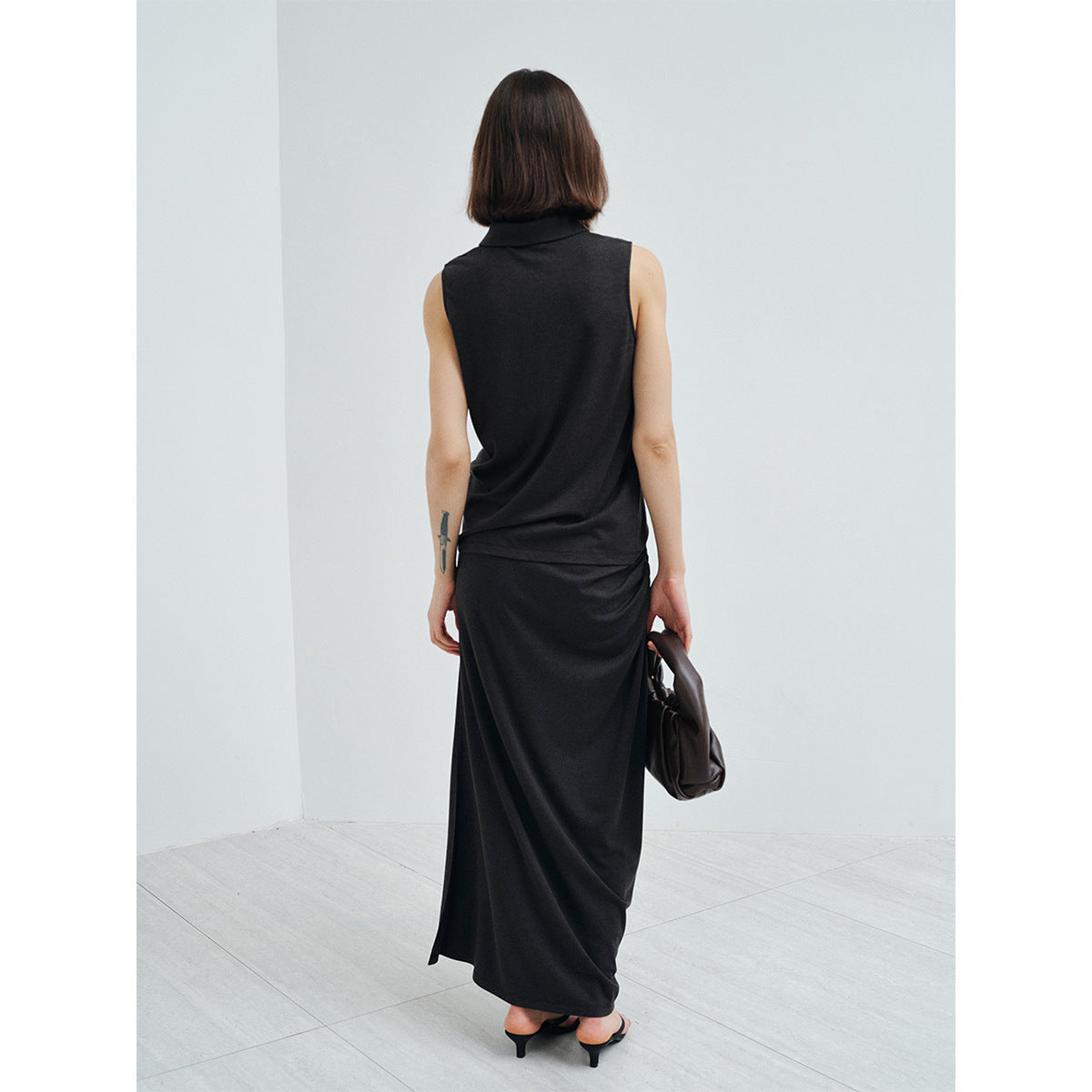 Spring skin-friendly anti-wrinkle Tencel wool pleated knitted high-waisted body wrap skirt