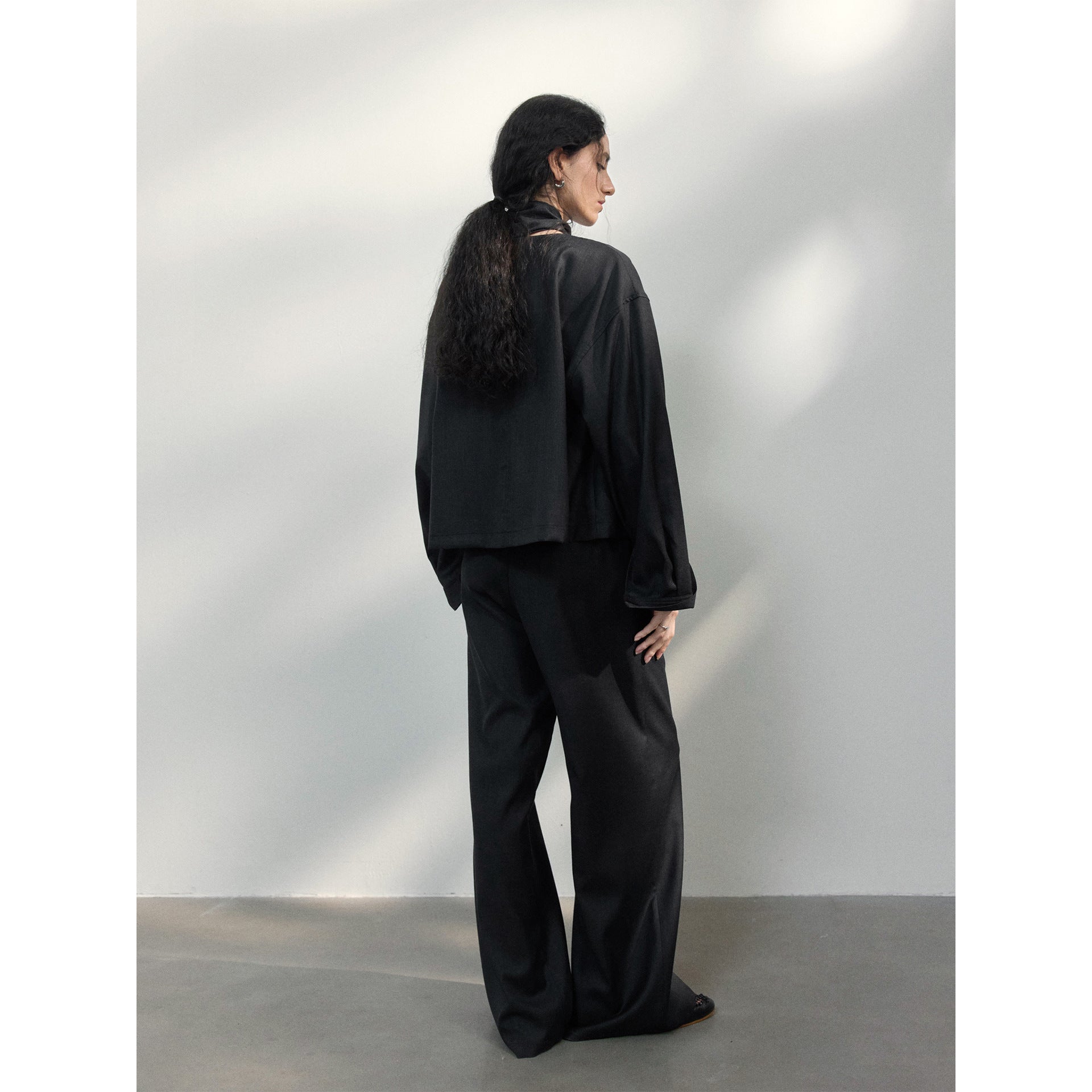 Spring streamer collar wool worsted lace-up front and rear two wear versatile shirts