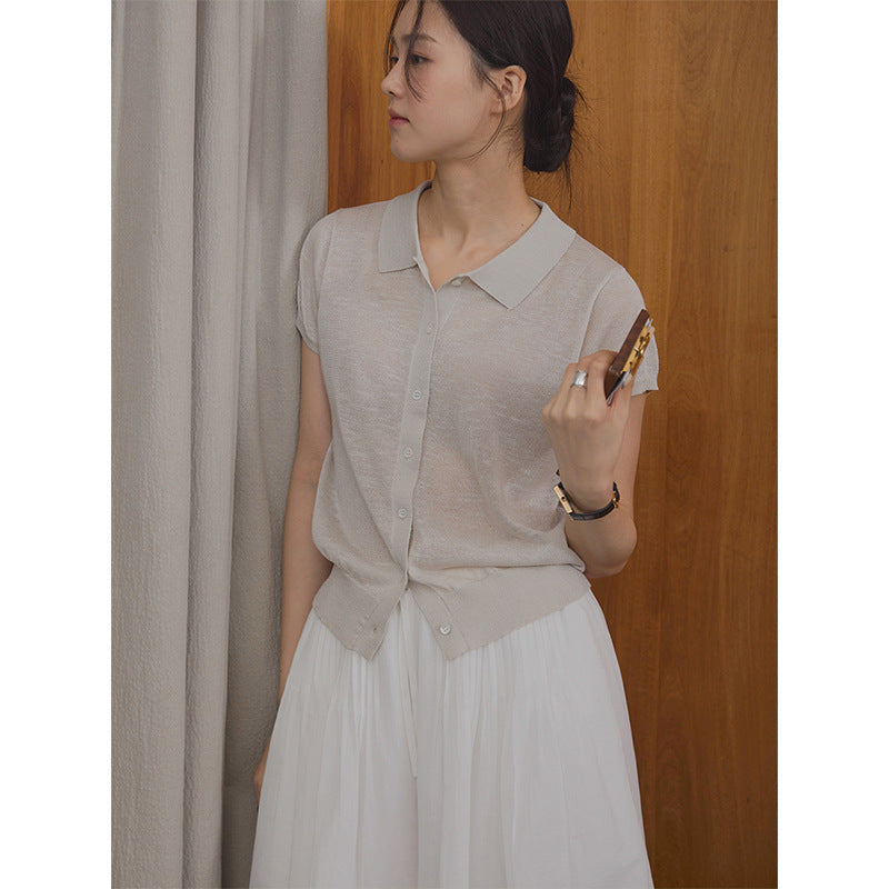 Delicate embroidered lapel single-breasted knitted sweater on the back