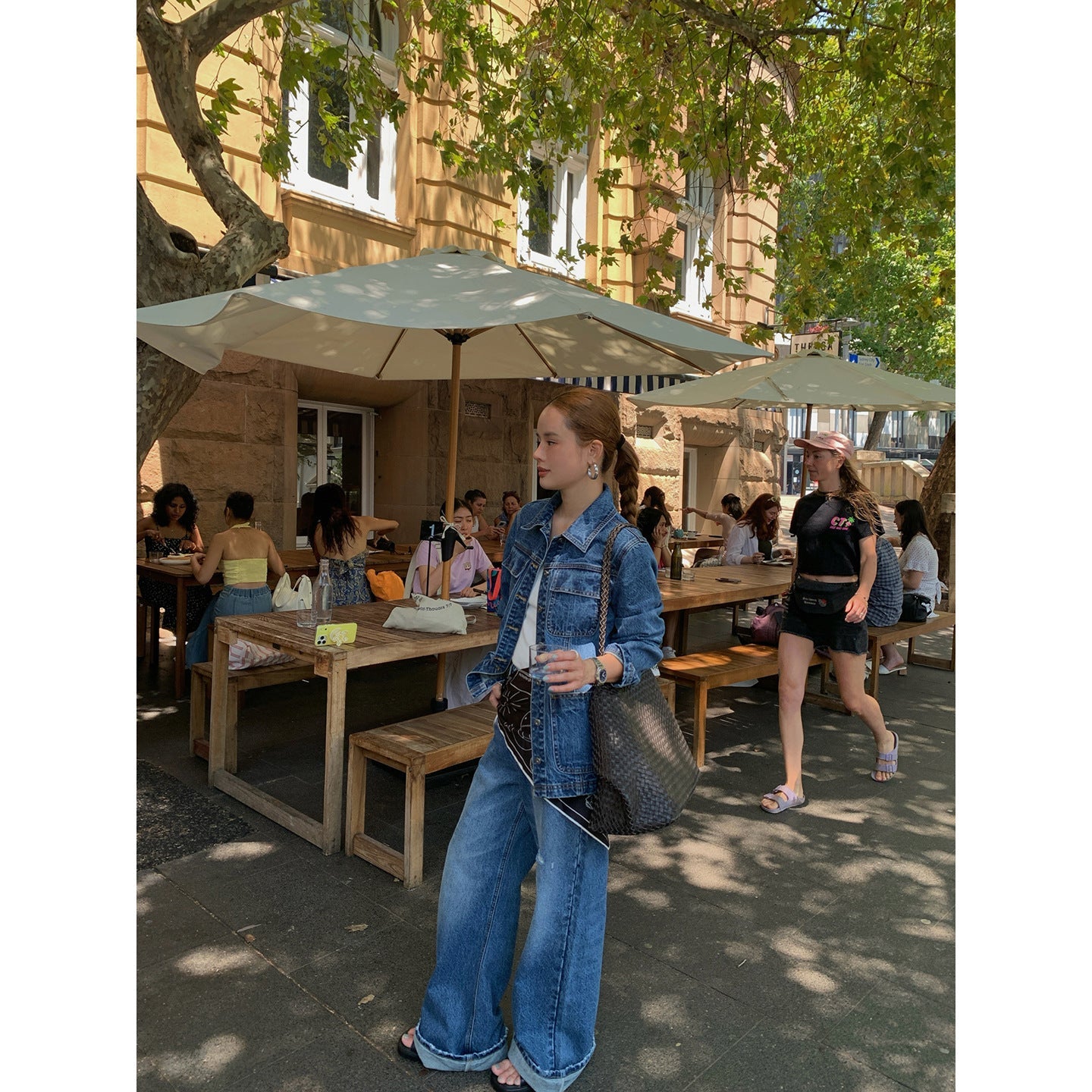 Early spring retro Hong Kong wind wash cotton high waist loose slightly pulled jeans