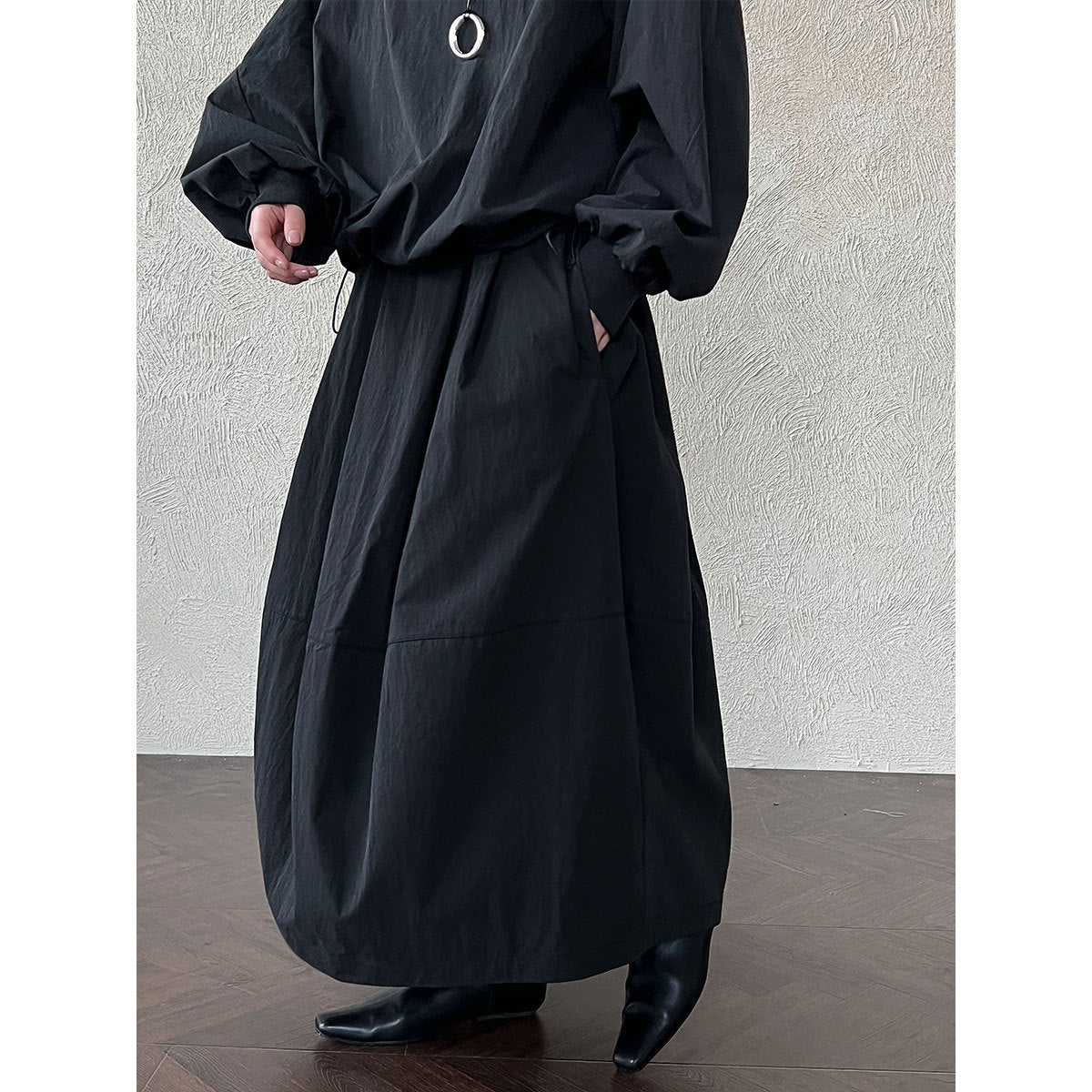 Japanese sports style round neck sweater skirt set