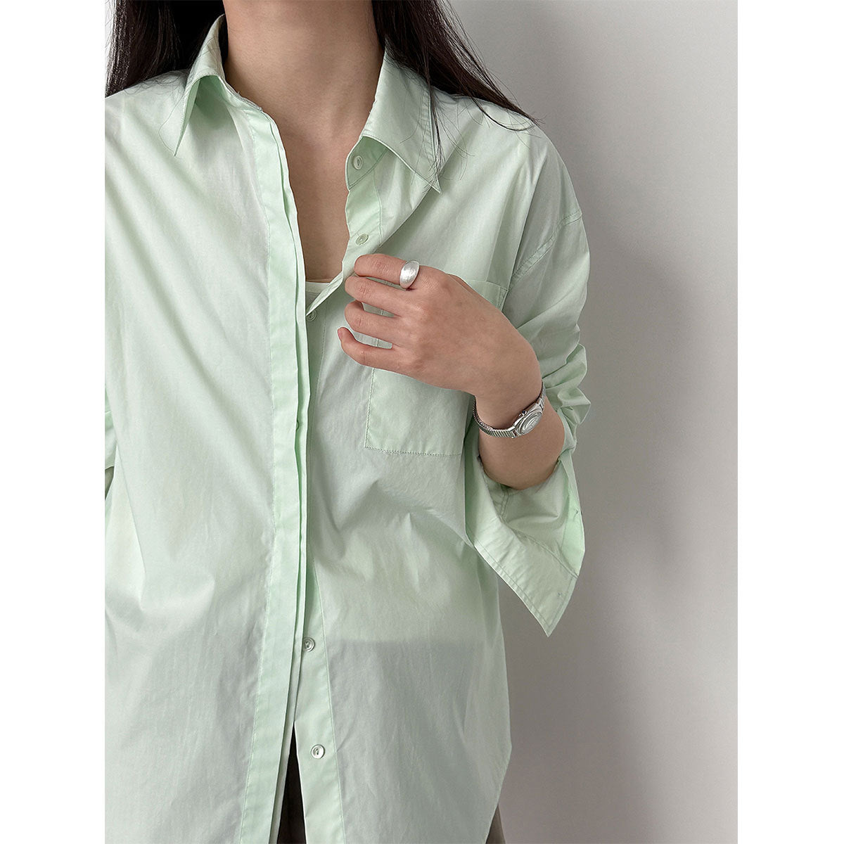 Korean simple casual high-end solid-color cotton shirt women's new spring lazy top