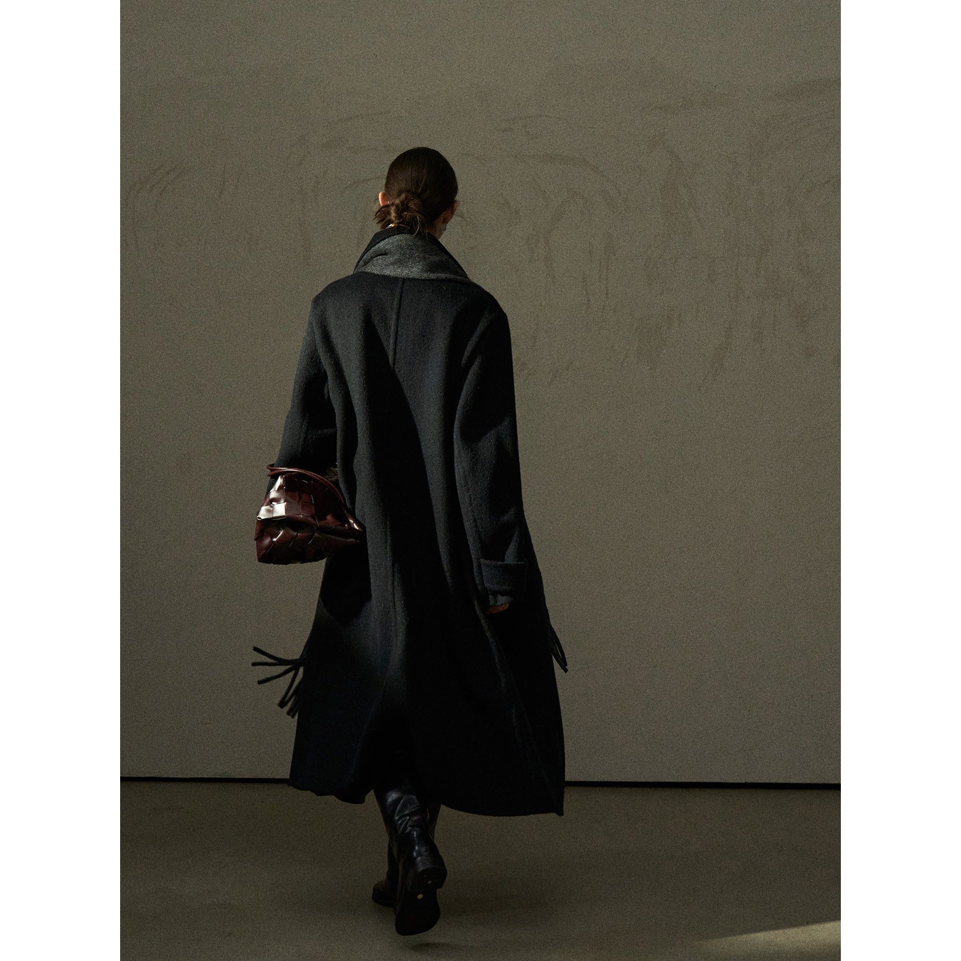 Winter wool long lapel double-breasted classic versatile woolen coat