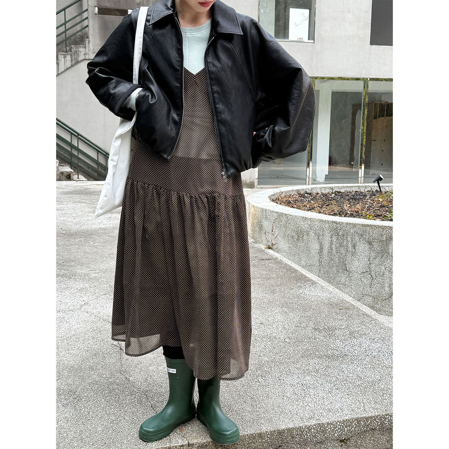 Niche design sense Korean lapel leather jacket women's early spring trend versatile PU coat