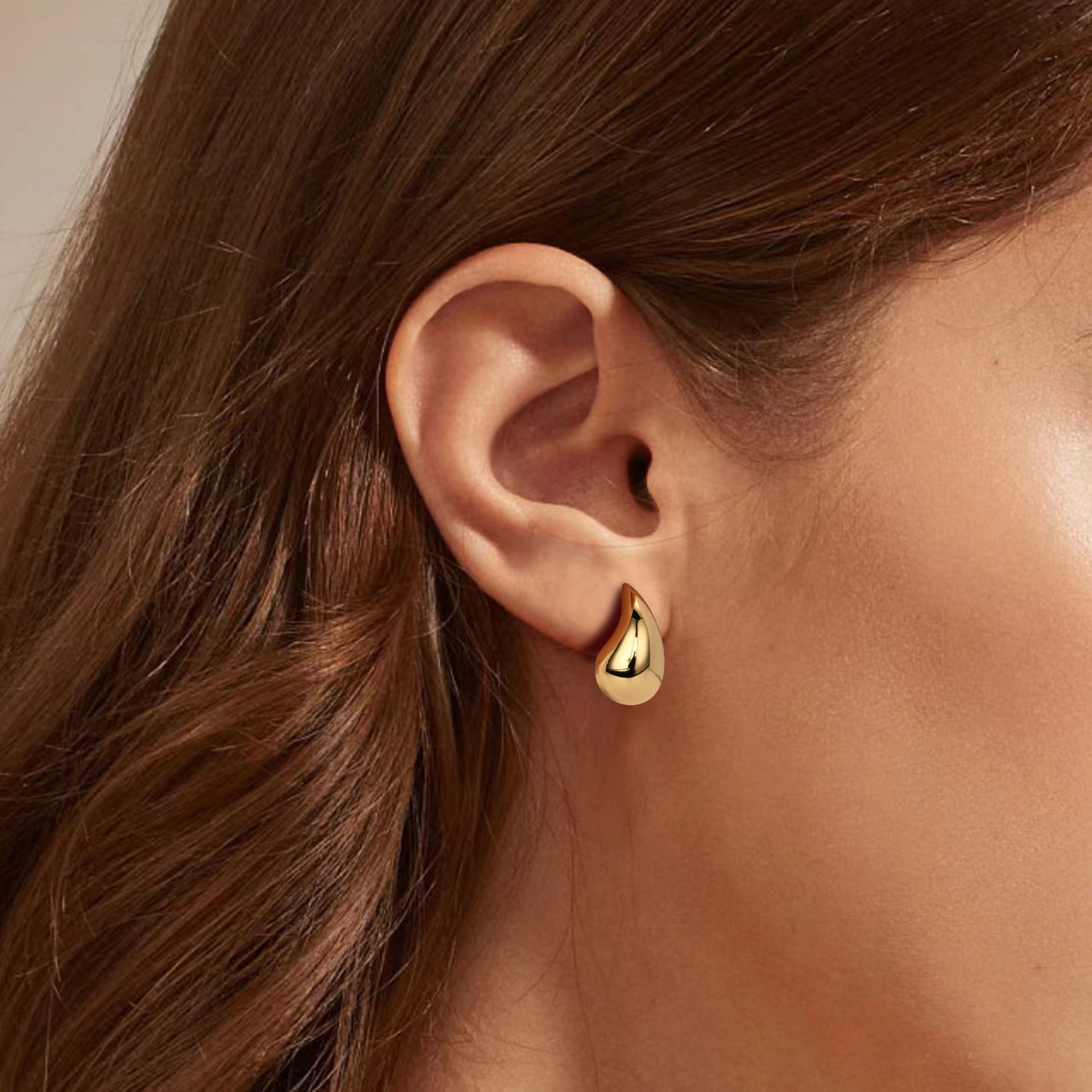 S925 sterling silver water drop stud earrings