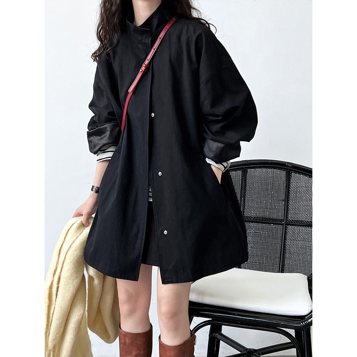 Premium temperament silhouette stand-up collar trench coat women's lazy style Japanese minimalist oversize coat 8631