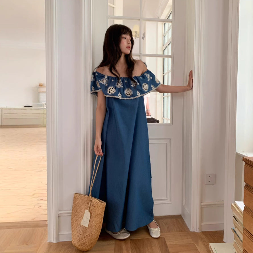 Hollow hook-up lotus leaf collar one-word shoulder denim dress