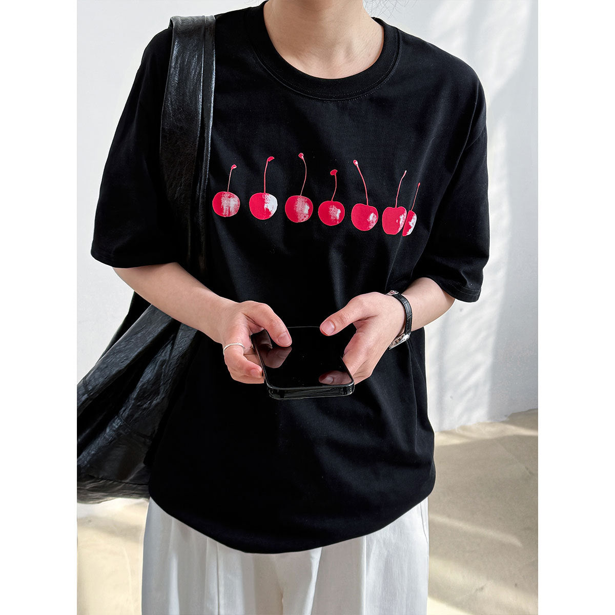 American age-reducing cherry print T-shirt