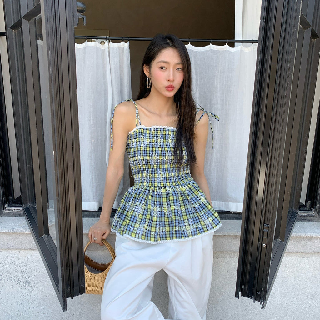 French sweet age-reducing plaid suspender tube top