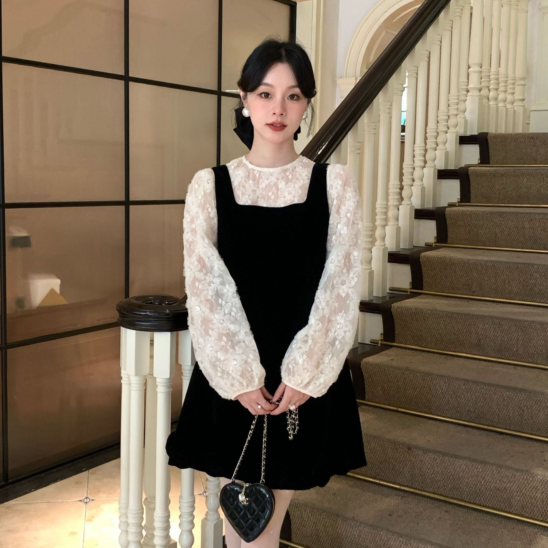 Temperament Velvet Skinny Square Neck Strap Dress