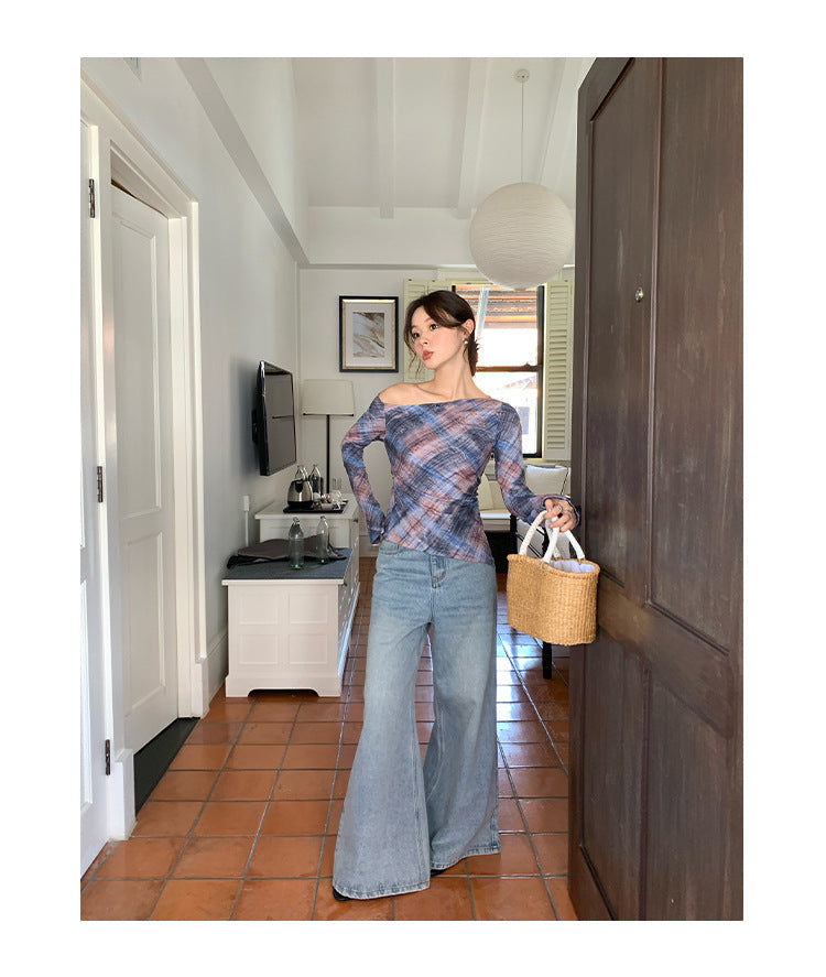 Niche slim-fitting waist and thin flared sleeve top